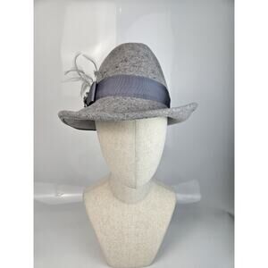 Uno Alla Volta Feather Grey‎ Wool Felt Fedora Hat EUC Made in USA